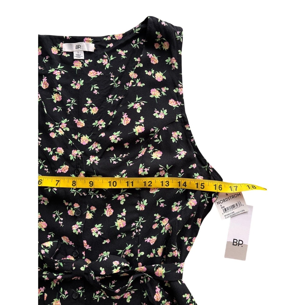 VIntage Y2K BP Nordstrom Black Ditsy Floral Button Front Ruffle Hem Romper - Picture 10 of 10